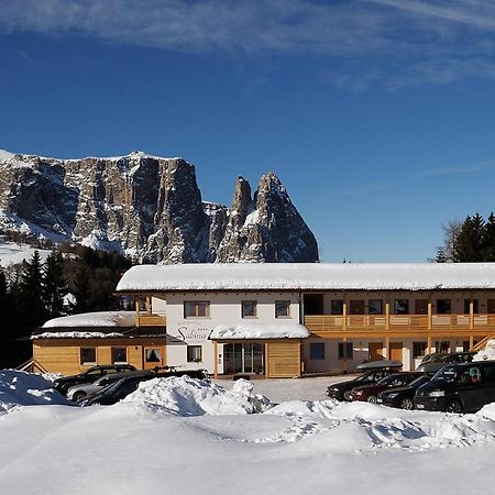 Ferienparadies Sabina Hotel Alpe Di Siusi Exterior photo